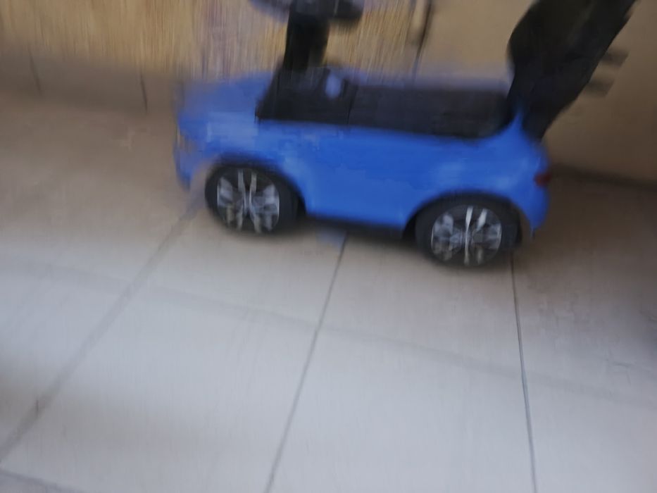 Jeździk autko samochód milly mally