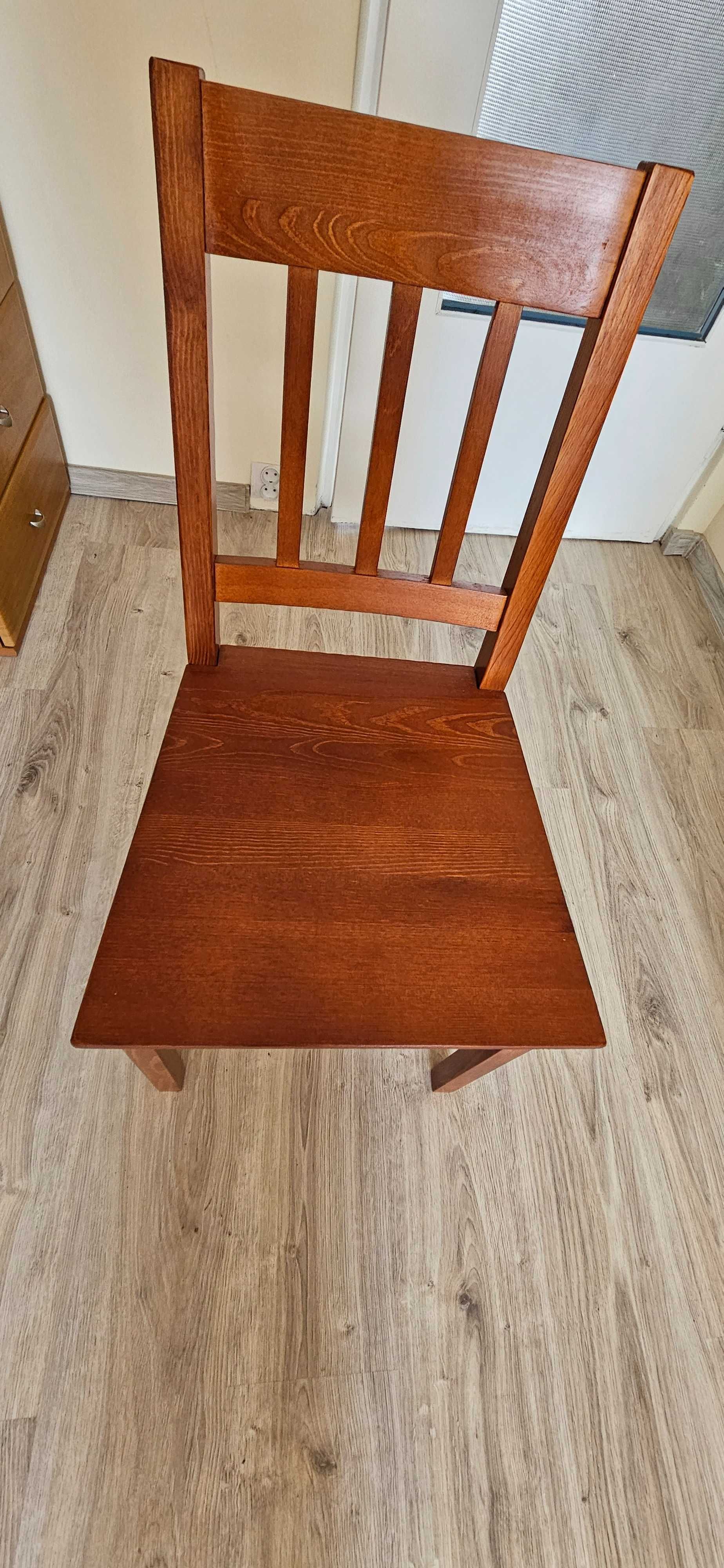 Drewniane krzesło JYSK