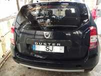 Dacia Duster Ano 2017 acidentado para peças.