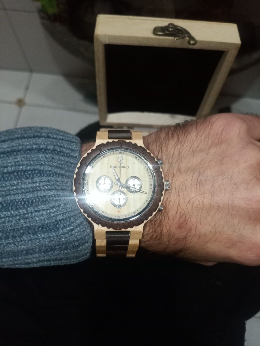 Relógio NOVO madeira