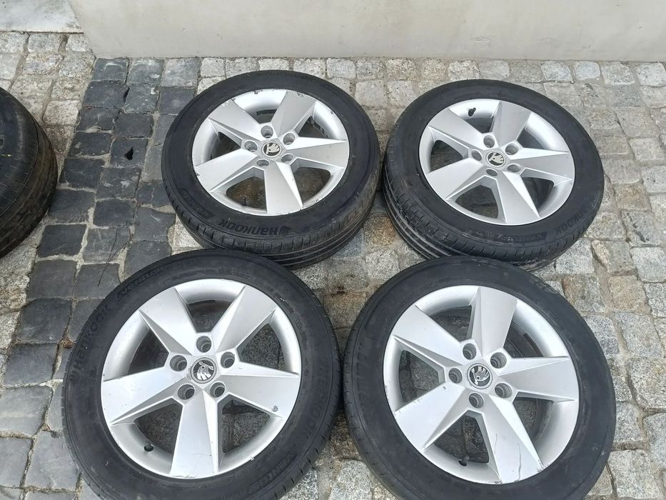 Felgi Aluminiowe 16 Skoda Octavia 3 5x112 ET46 5E0601025H Koła VW Seat Audi 6,5Jx16H2