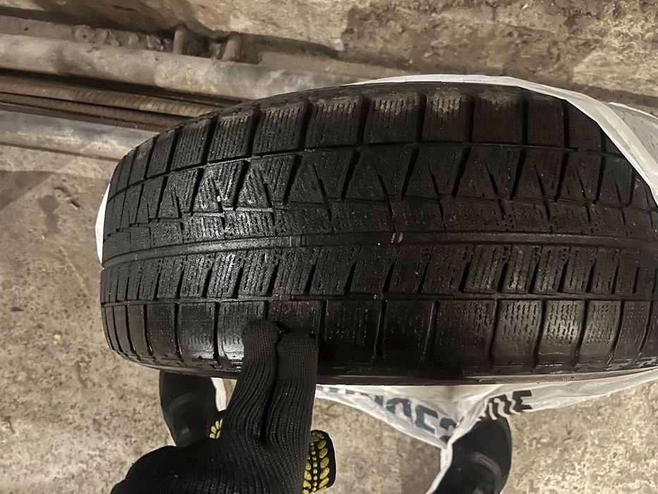 215/60 R16 Bridgestone