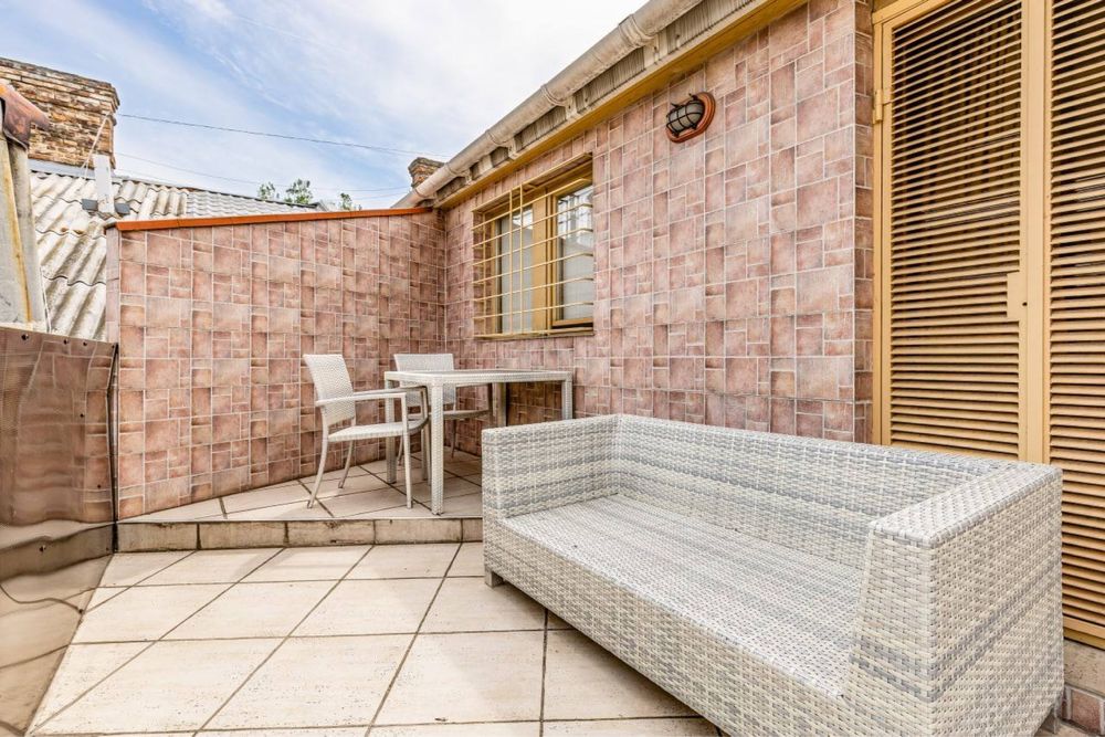 Дерибасовская 17.Центр.Посуточно.От хозяина.