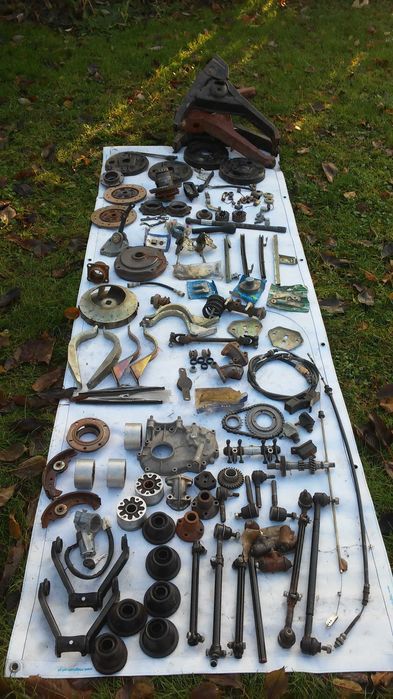 Fabrycznie Nowe Części z czasów prl  Fiat 126p maluch