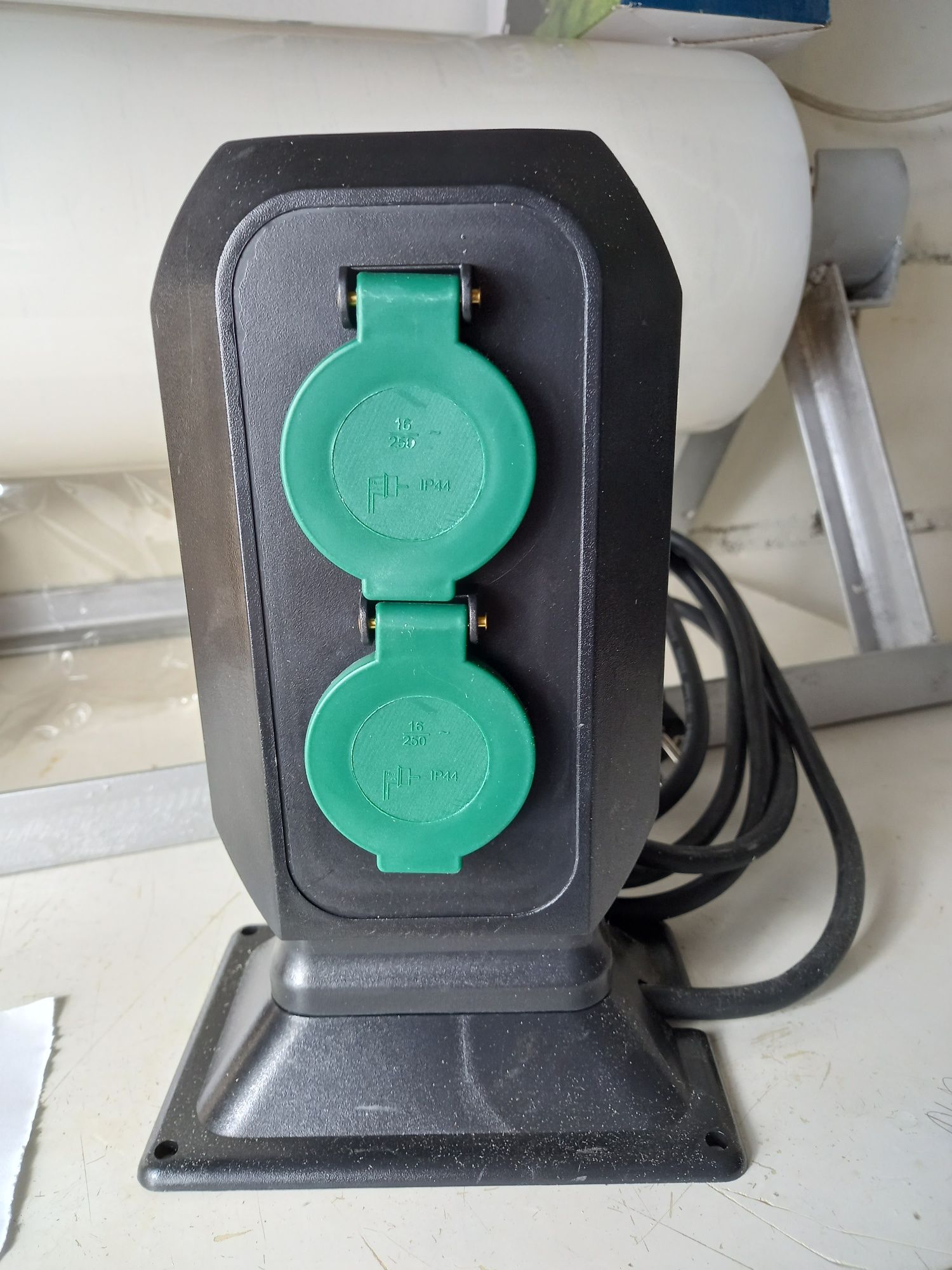 Przedłużacz ogrodowy 250 V, 3680W, 16 A, 50 Hz, IP44, 3 metry