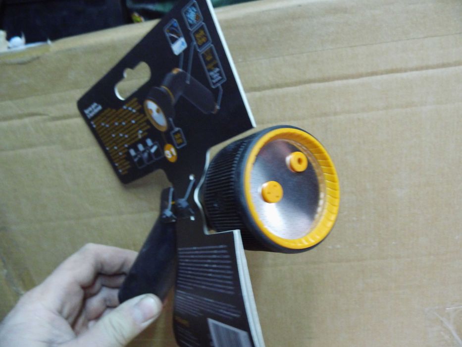 FISKARS pistolet zraszający 3 funkcyjny