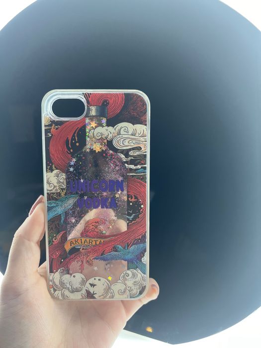 Яскравий чохол з переливними блискітками