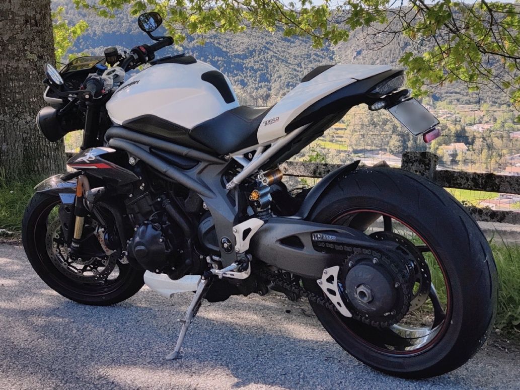 Speed Triple 1050 RS