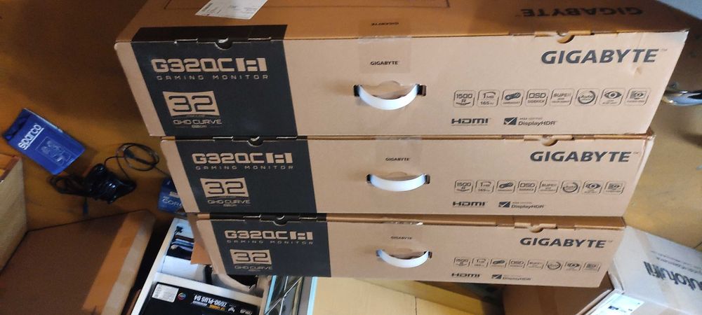 Zakrzywiony Gamingowy Monitor 32 cale Gigabyte G32QC A 2K VA 165Hz 1ms