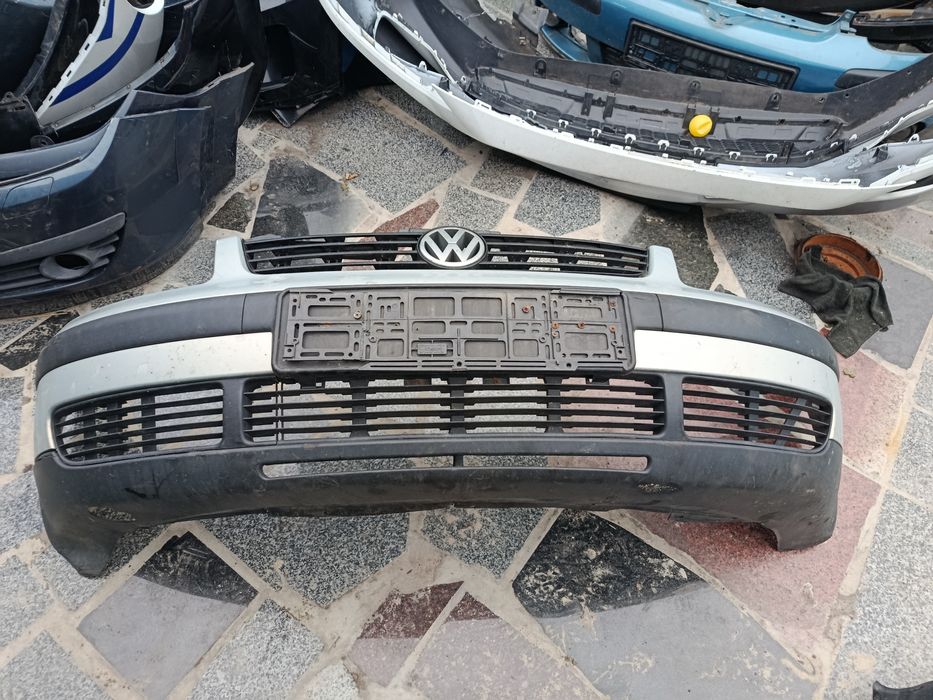 Бампер передній Volkswagen Passat b5+ b5