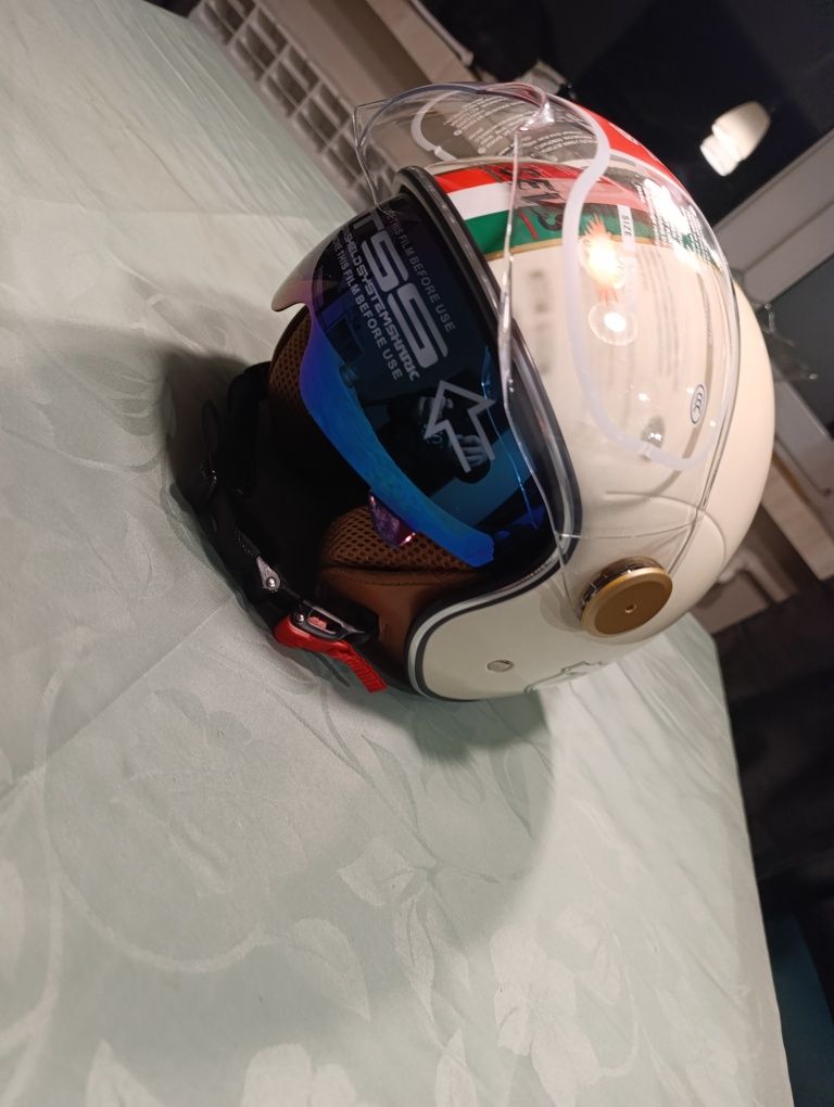 Kask skuter Vespa retro podwójna soczewka