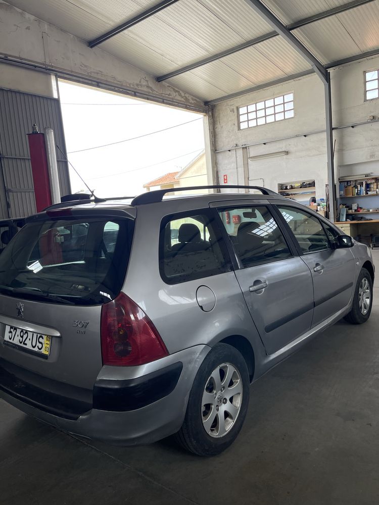 Peugeot 307 – Mecânica Impecável – 1700€