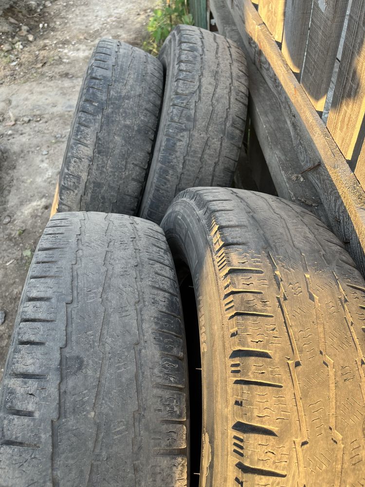 Продам резину r16c 205/75/16 michelin