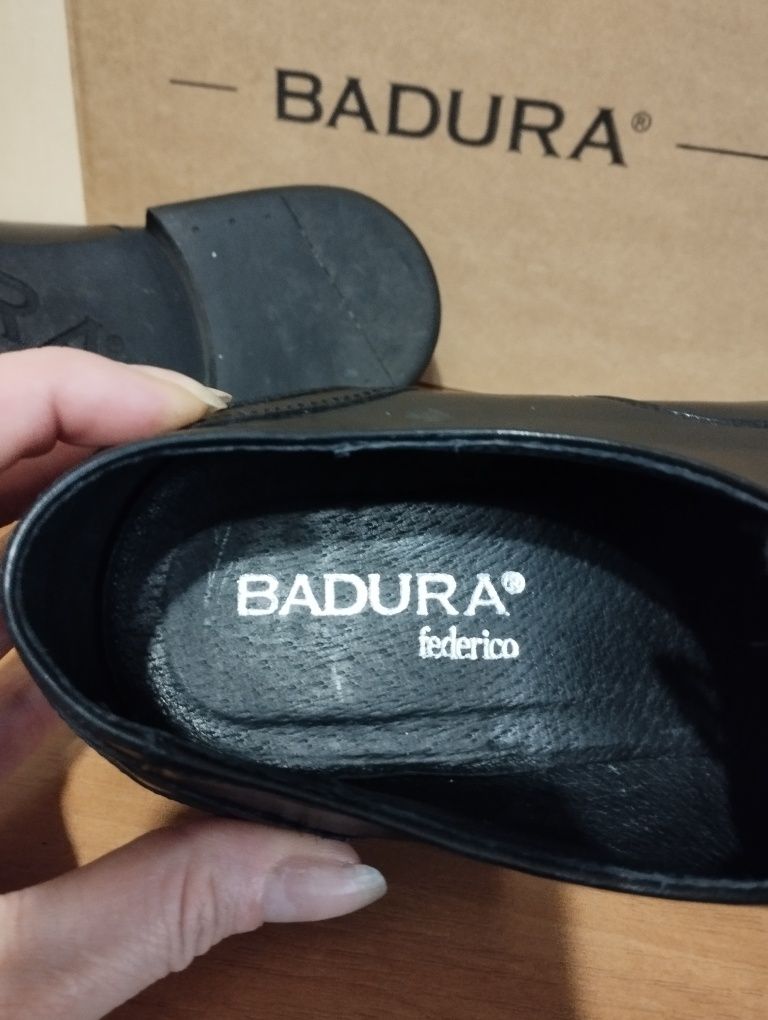 Шкіряні черевики чоловічі Badura р.43