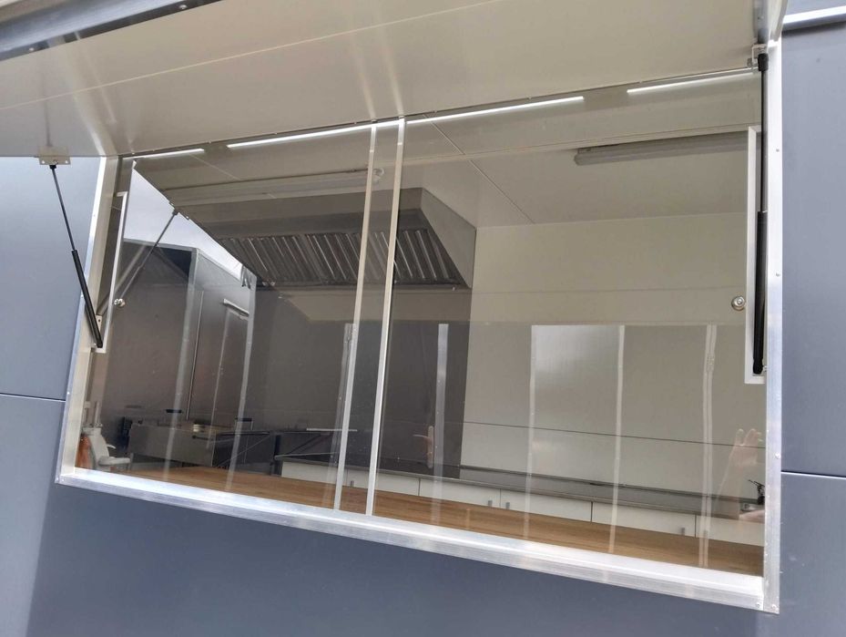 Przyczepa gastronomiczna-handlowa 3, 5mx2m Nowa 2025  HIT WYPOSAŻONA