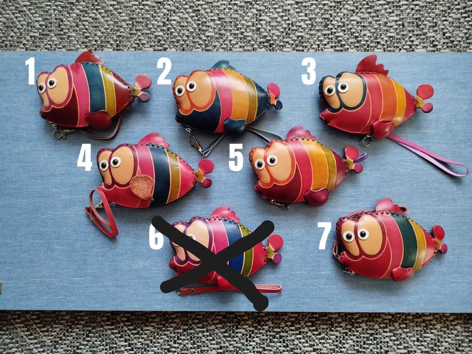 Skórzane portfele / etui w kształcie rybek