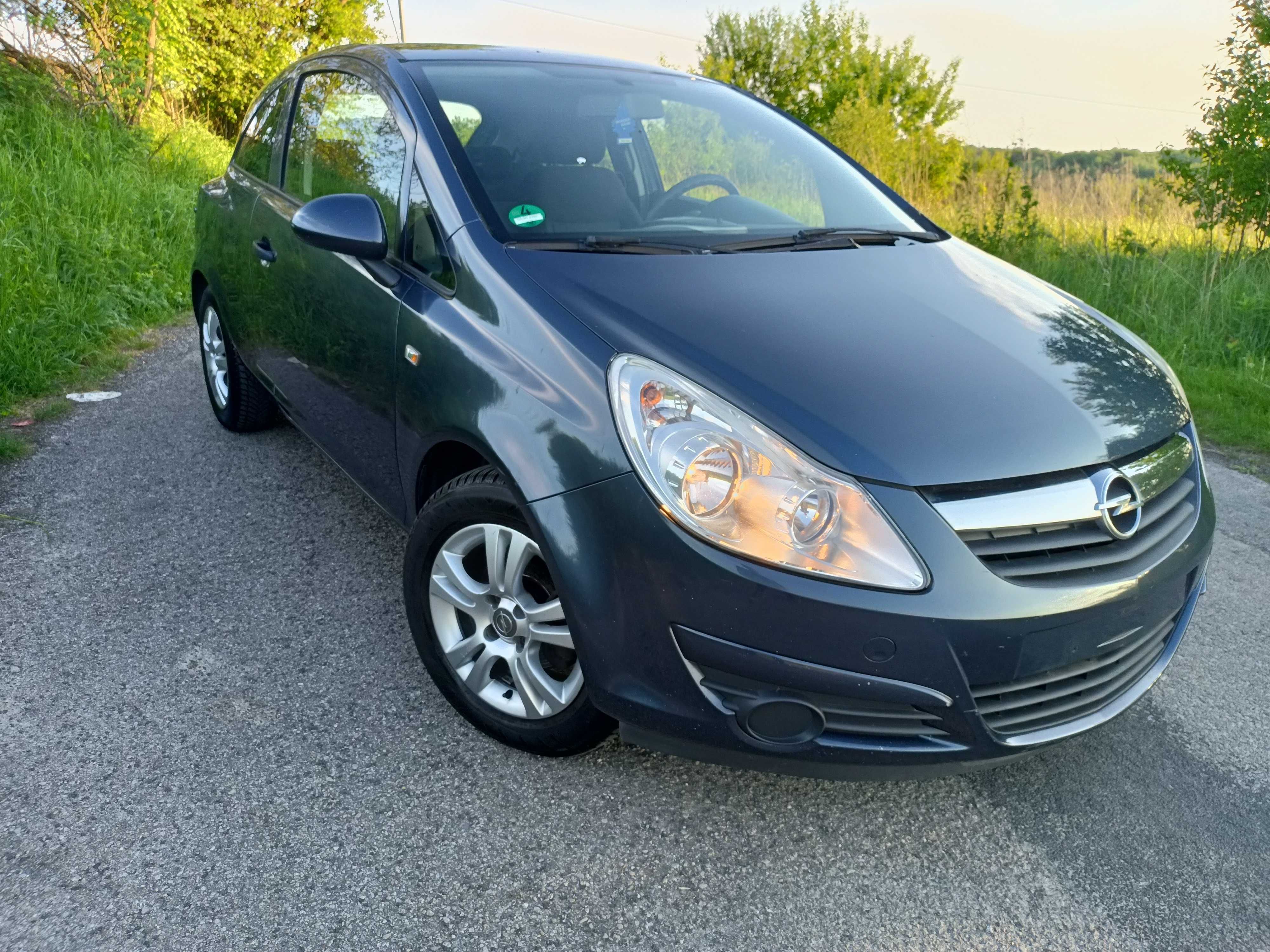 Opel Corsa D  2009 r, 1.2 benzyna klimatyzacja,wspomaganie tanio