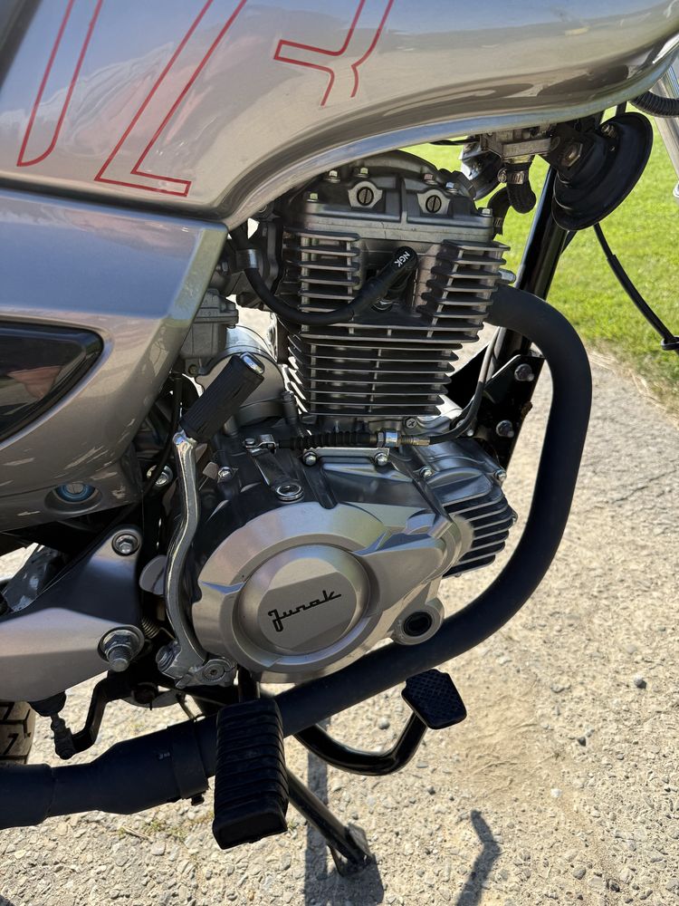 Motor Junak 123, 125cc