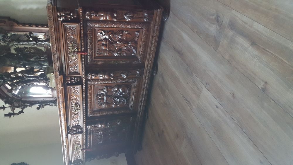 Piękna Stara komoda