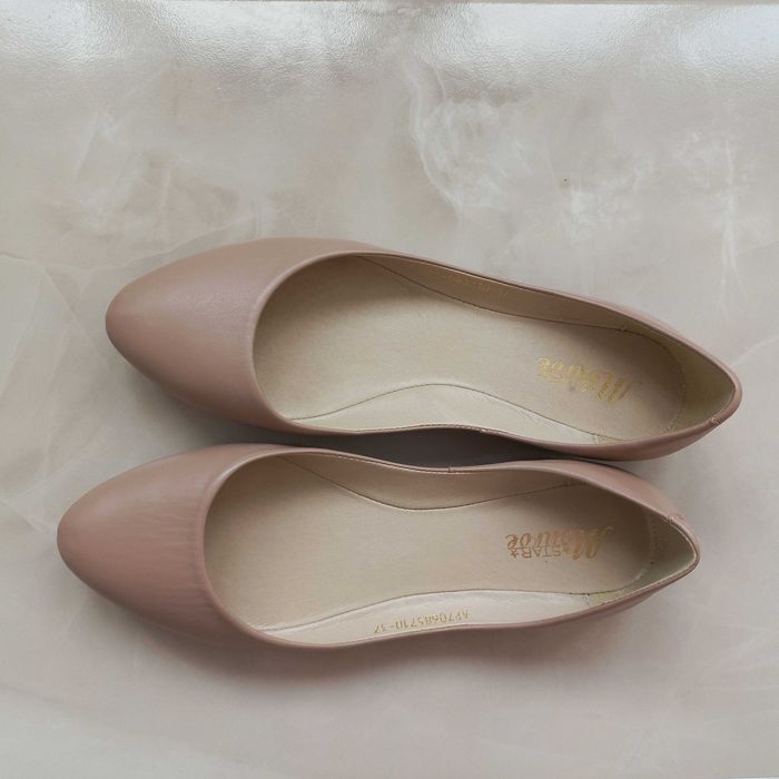 Літні шкіряні жіночі босоніжки