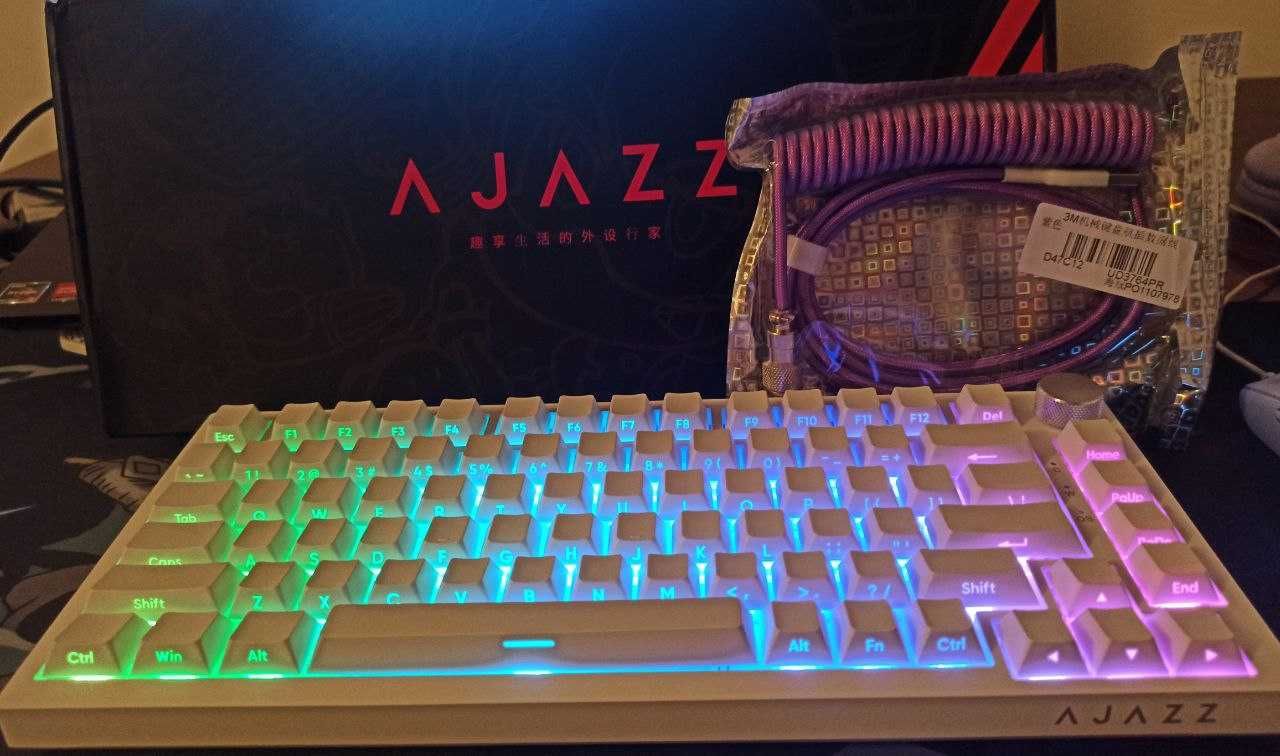 Ajazz AK820 multicolor + Кастомный кабель для клавиатуры.