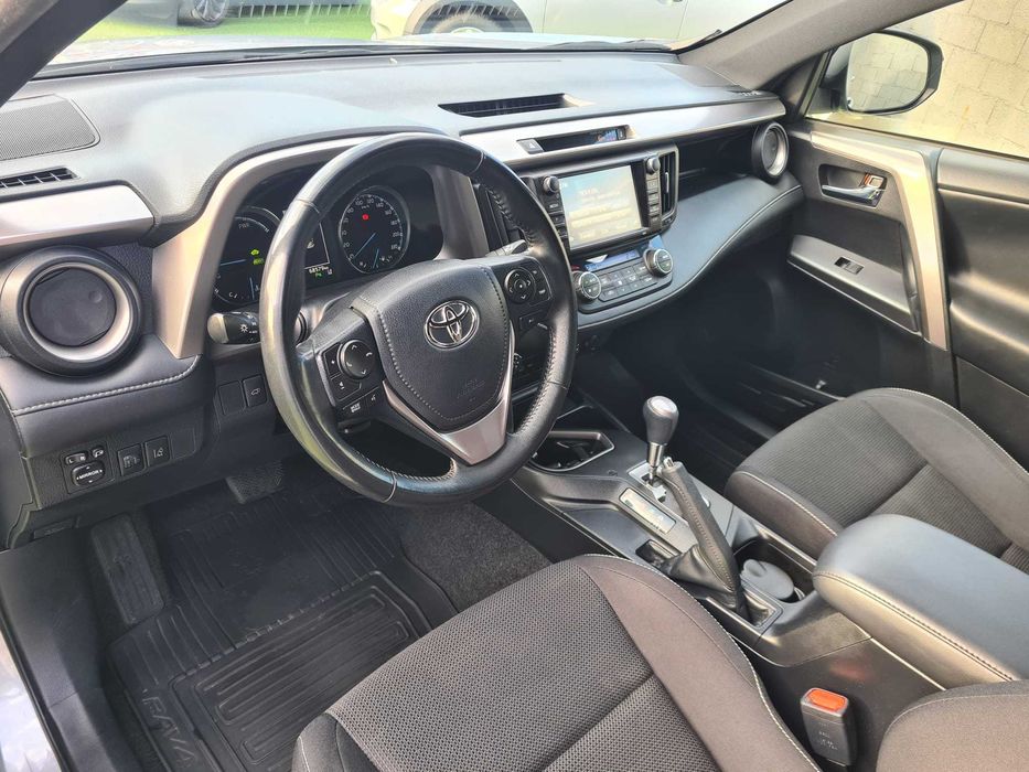 Toyota Rav 4 2.5 Hybrid Pure Dark 4x2 APENAS 68.000 km