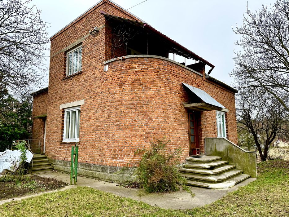 Будинок в районному центрі Рогатин