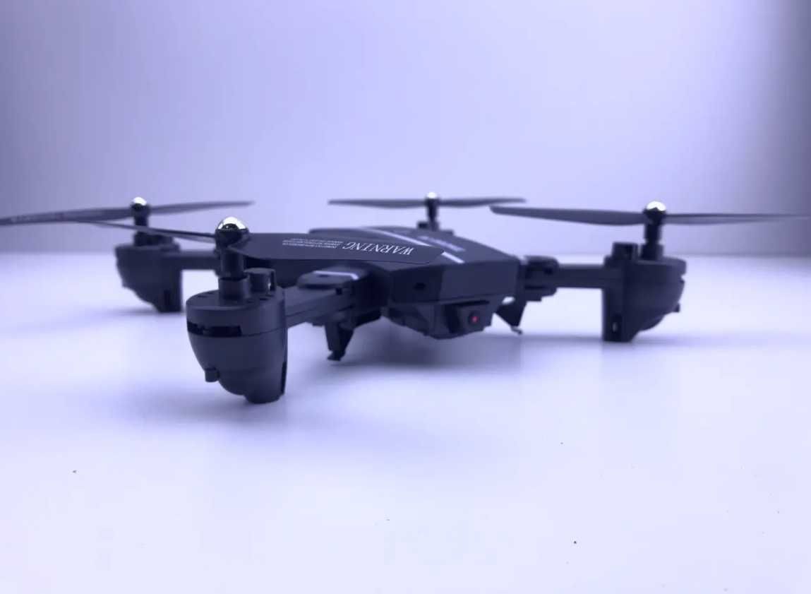 Складывающийся квадрокоптер, дрон c WiFi камерой RC drone 8807