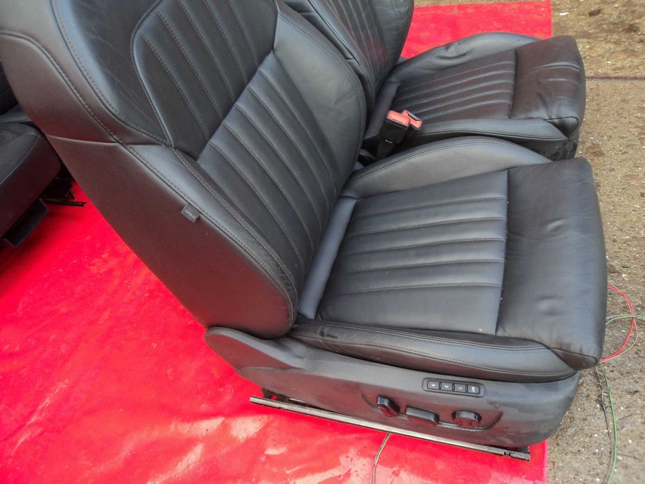 шкода суперб 3 шкіра  електро сидіння mercedes рено vw ман