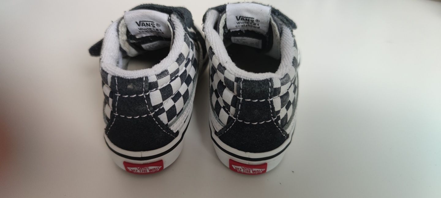 Buty Vans dziecięce r. 22