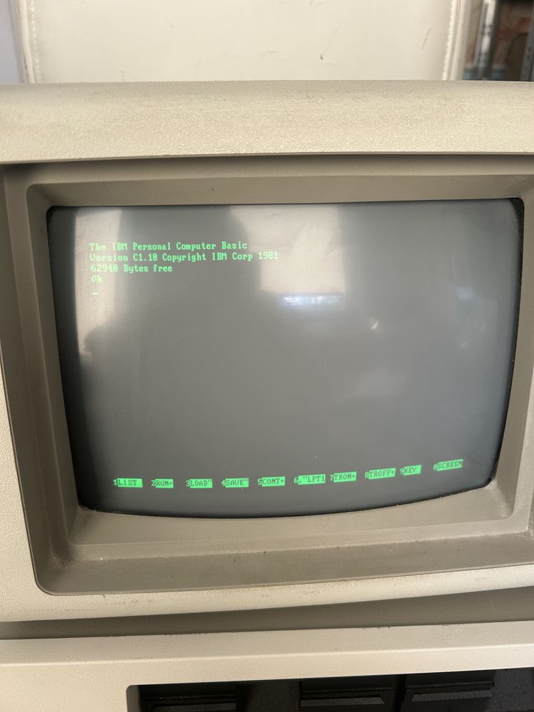 Komputer IBM model 5150 orginalny zestaw.