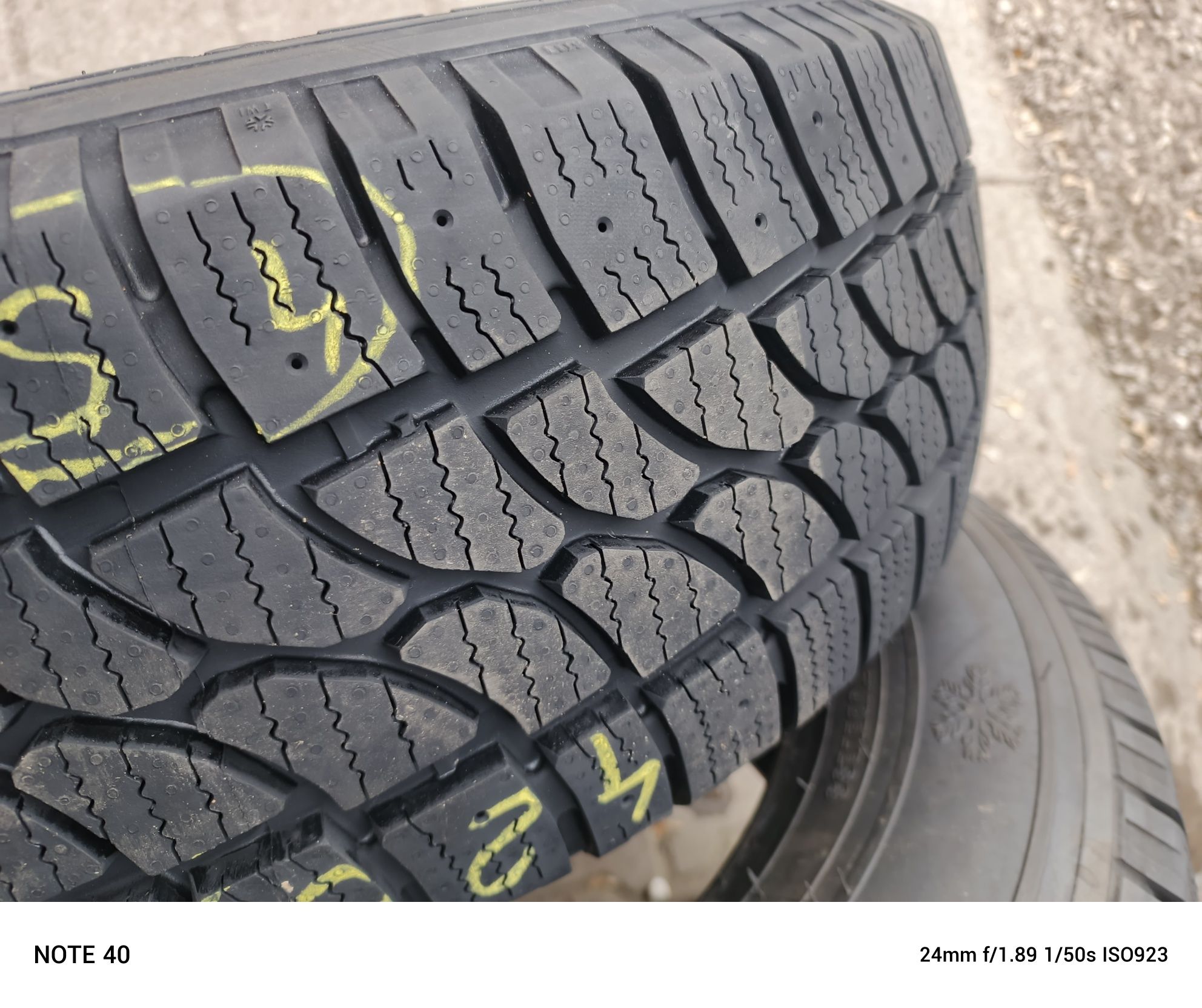 Nowe opony zimowe 235/65/16c Riken 24r