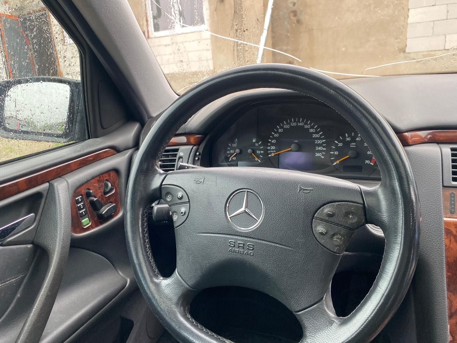 Mercedes w210 e430
