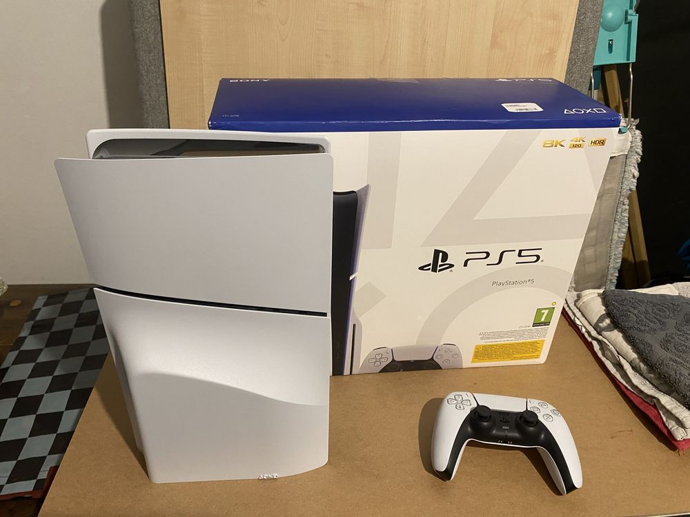 Konsola Sony PlayStation 5 slim