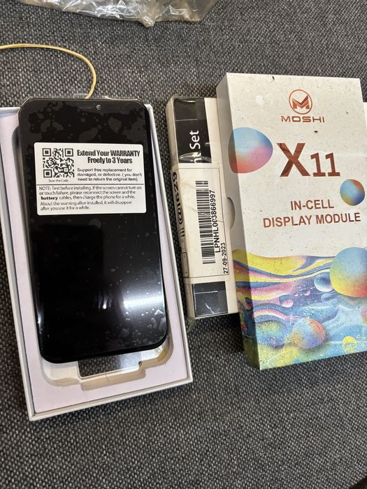 Wyswietlacze lcd iphone rozne