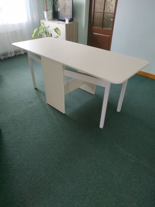 Продам стіл тумбу