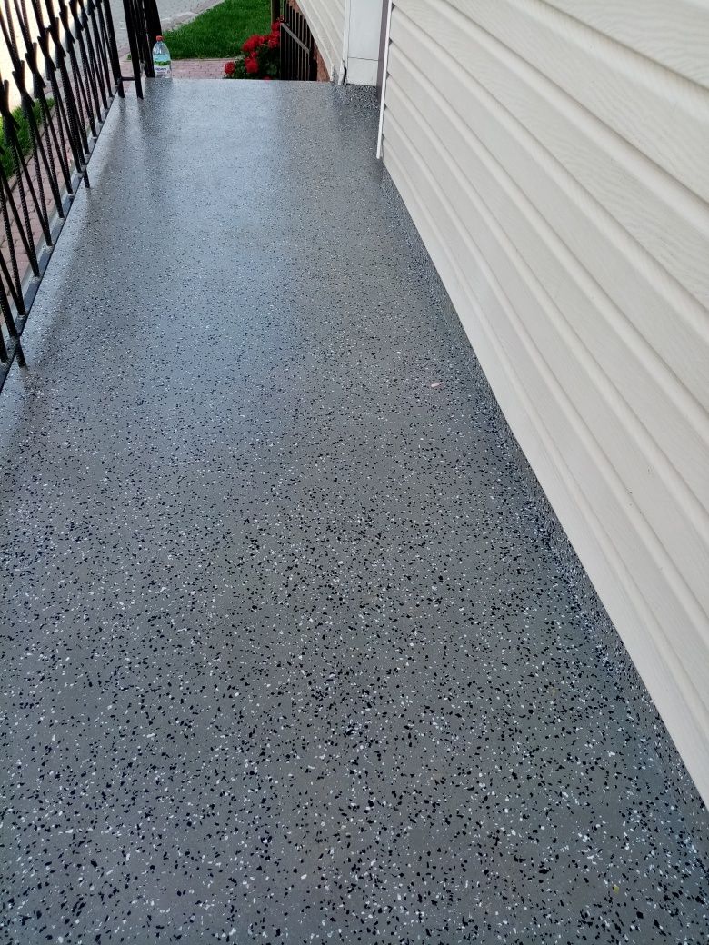Posadzki żywiczne tarasy balkony  garaże schody hale granit natryskowy
