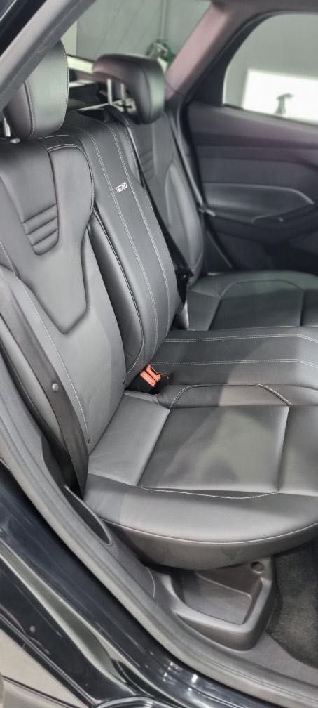 Ford Focus ST 250cv