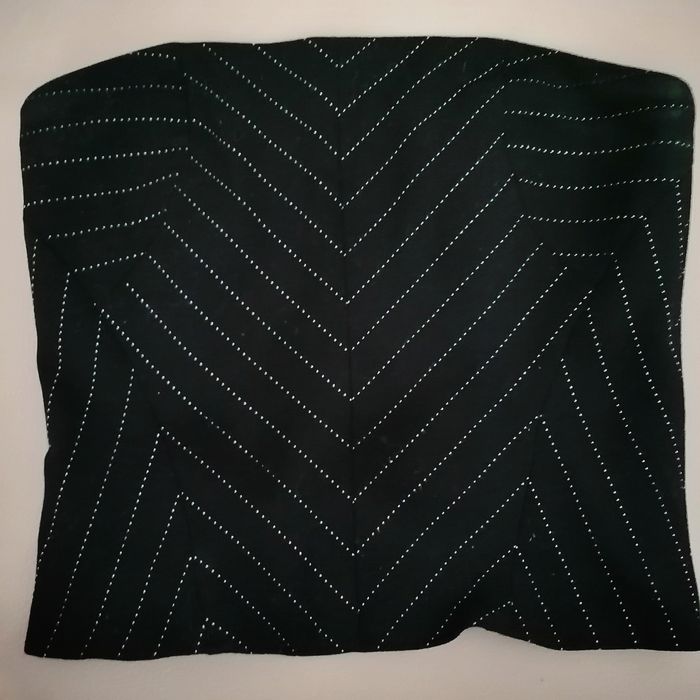 Corpete preto com presponto