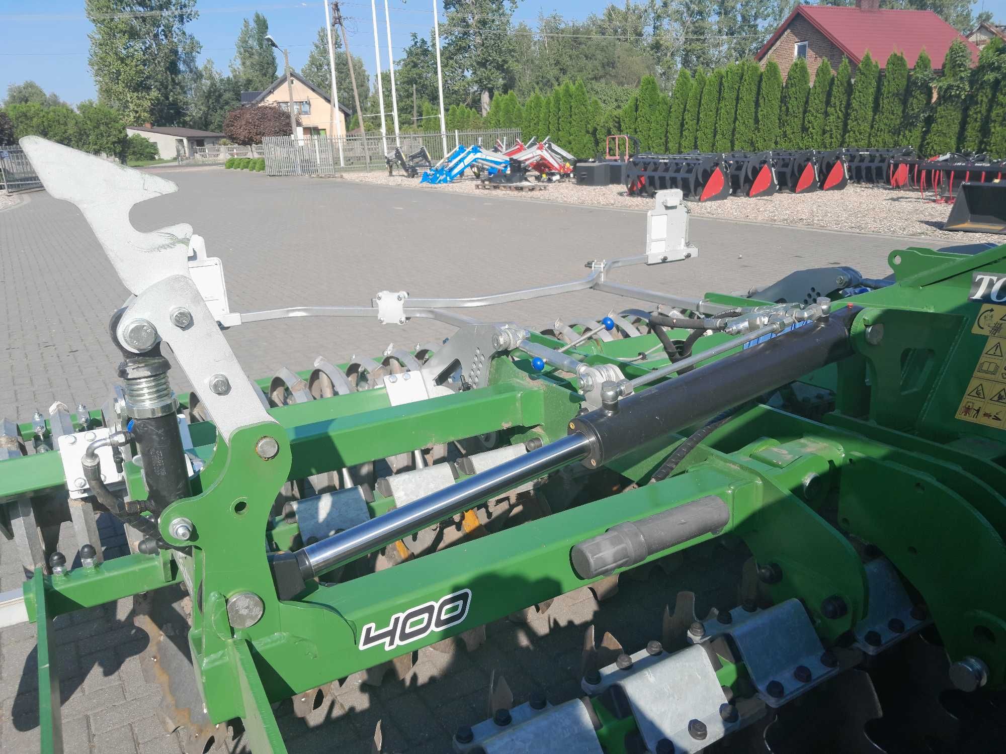 Brona kompaktowa MEGATRON S4 m Tolmet talerzówka popokazowa