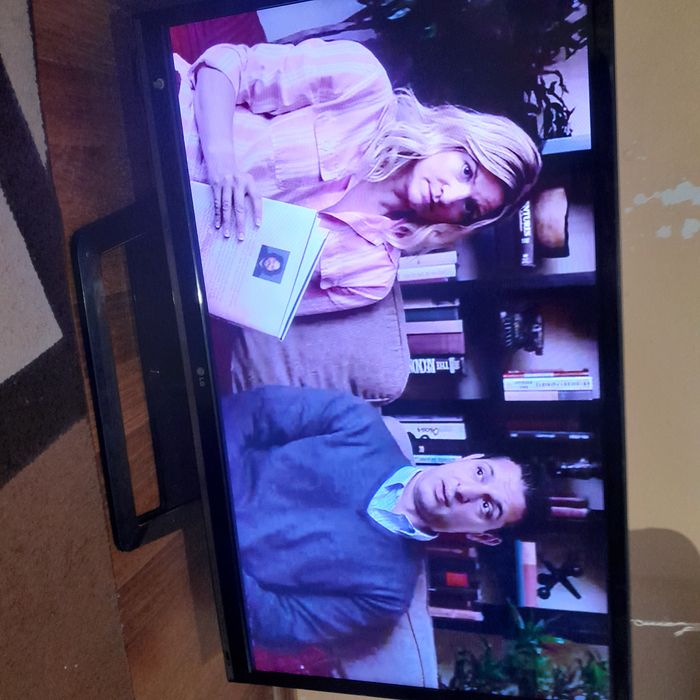 LG LED 42 Cale smart tv