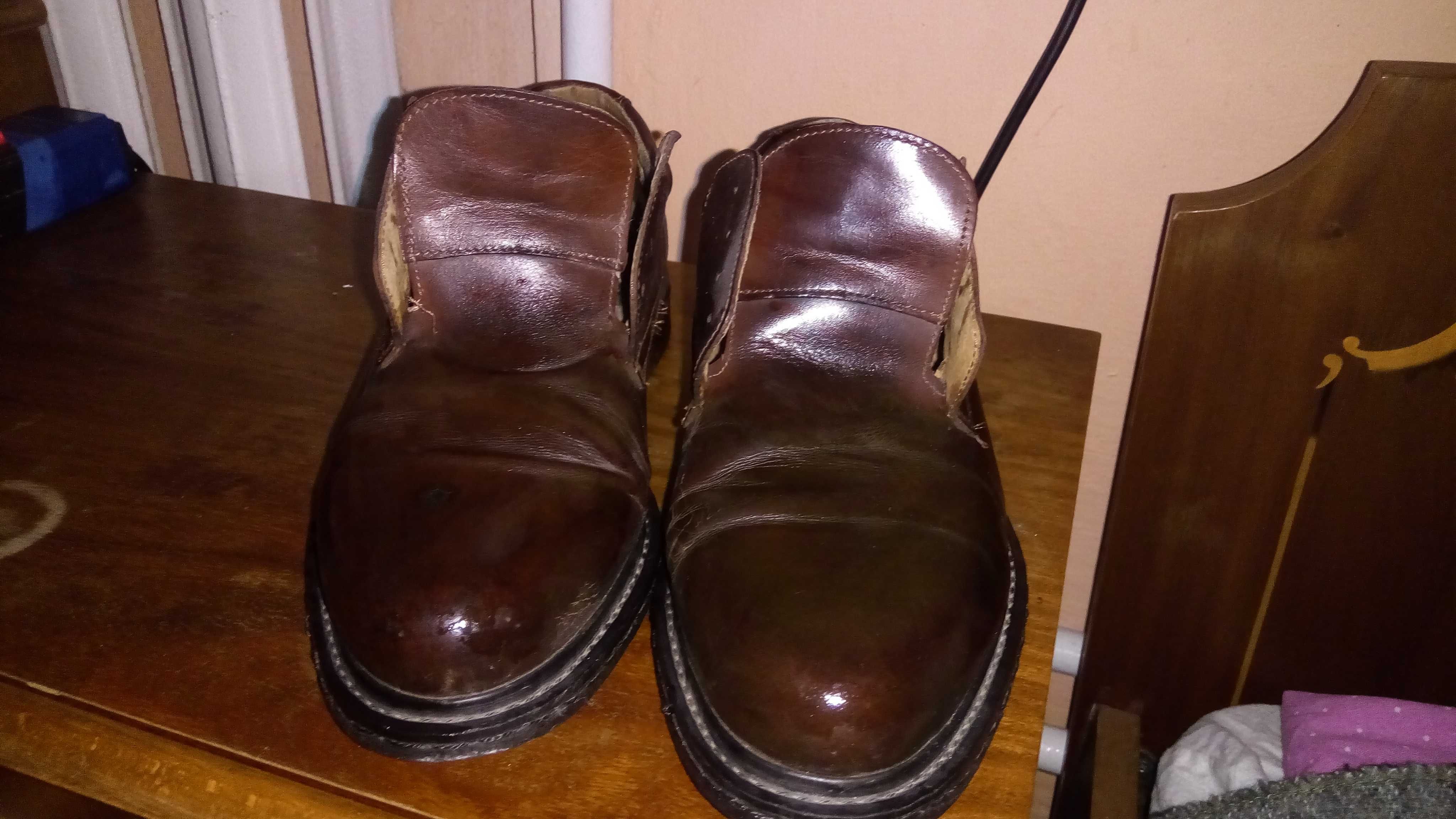 Продам мужские кожаные туфли