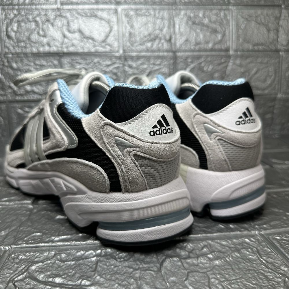 Чоловічі кросівки Adidas Originals Response Cl White/Black ID4595
