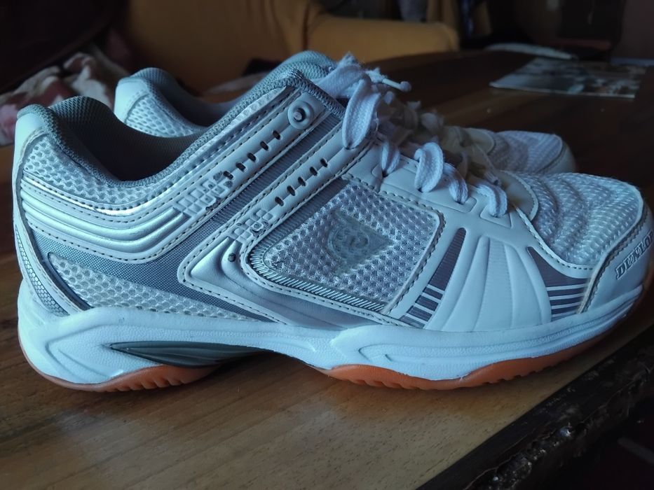 Продам гарненькі кросівочки