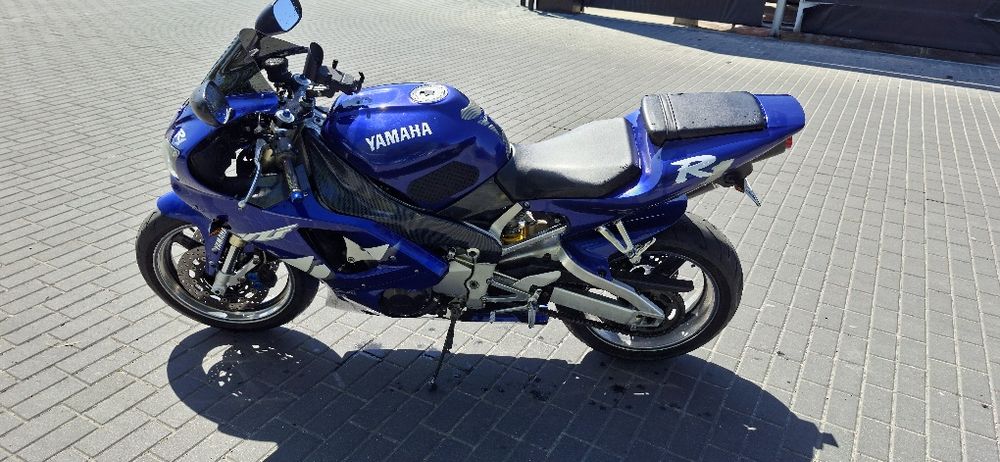 Yamaha R1 Yzf nr04