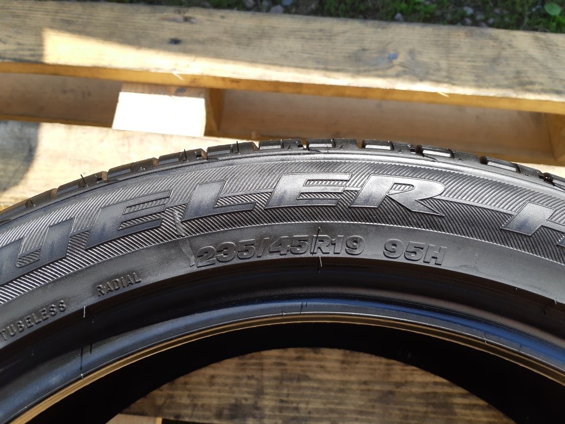235/45/19 Bridgestone Dueler H/P Sport 235/45 R19 95H