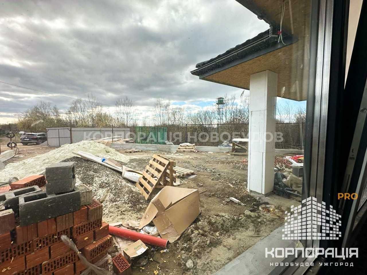 Продаж будинку з готовим фасадом, розвинений р-н біля Центру