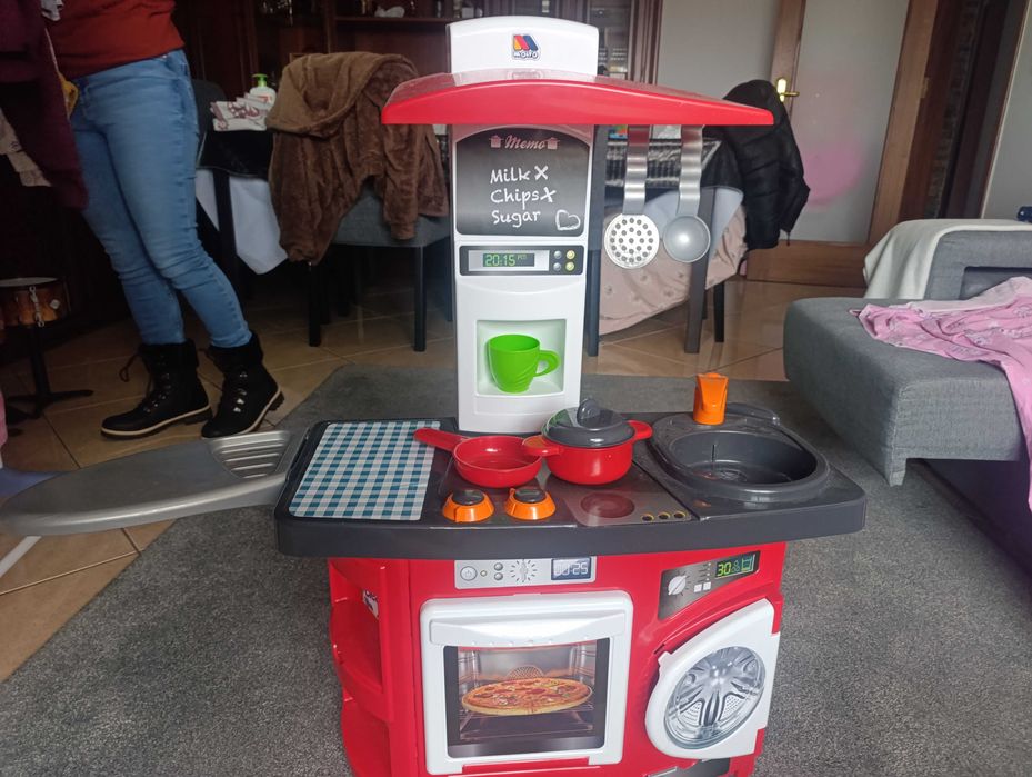 Vendo cozinha de brincar- nova