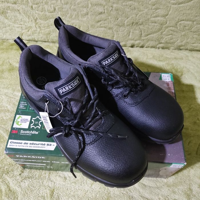 Робочі кросівки 43р Parkside Німеччина.