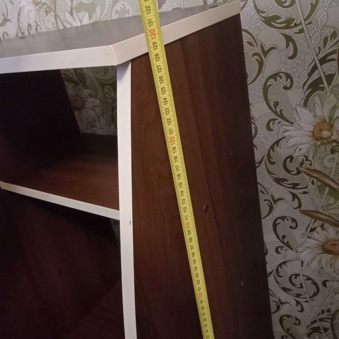 Стіл комп'ютерний кутовий. Письмовий стіл